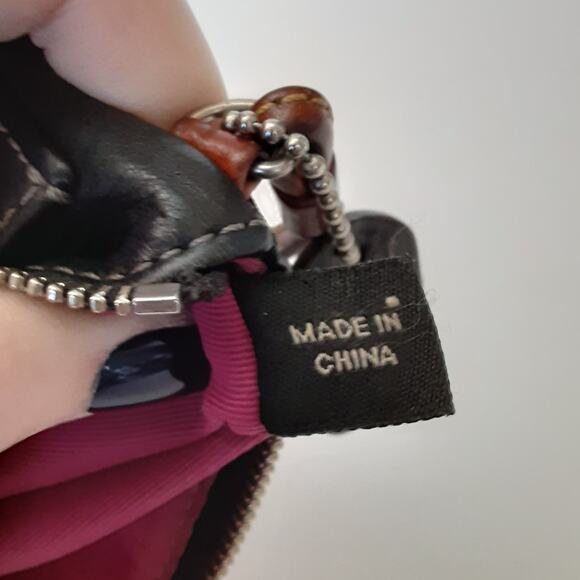 Coach Wristlet Black Pebble Leather Cognac Brown Strap Vintage Clutch Old Money - Picture 7 of 10